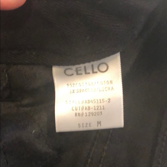 Black denim shorts - Picture 4 of 4